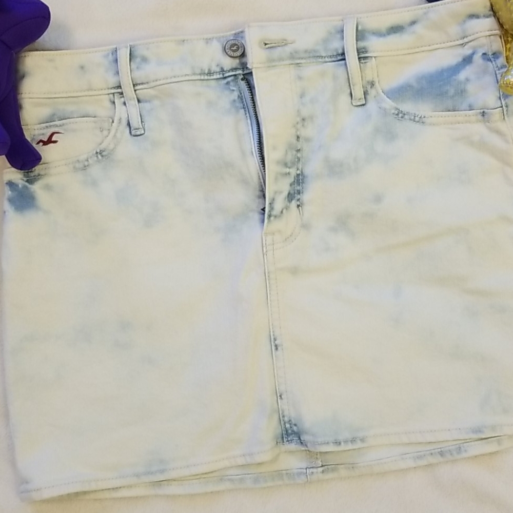 Women's or Junior's Hollister Denim Skirt New With Tags Size 9 - Picture 2 of 7